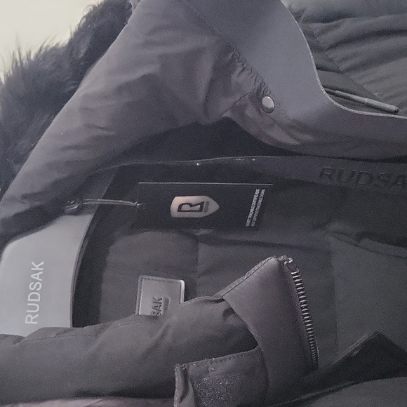 NEW Rudsak Elsa Jacket🖤 - Picture 5 of 9